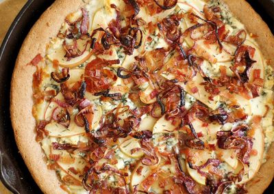 Apple, Bacon and Gorgonzola Puff Pastry Pizza